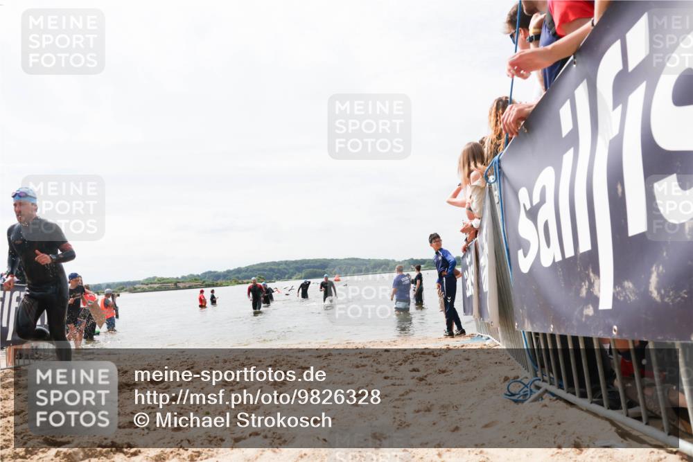 21.06.2026 - Viking Triathlon Michael Strokosch http://msf.ph/oto/9826328 21.06.2026 10:39:07 Schwimmen 152, 559 meine-sportfotos.de