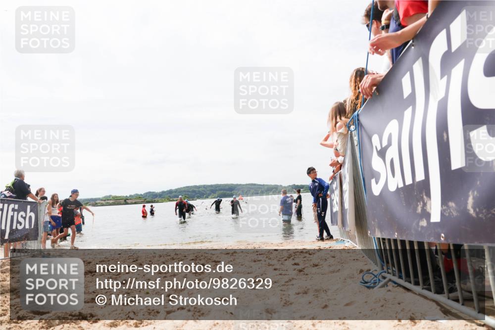 21.06.2026 - Viking Triathlon Michael Strokosch http://msf.ph/oto/9826329 21.06.2026 10:39:07 Schwimmen 152, 559 meine-sportfotos.de