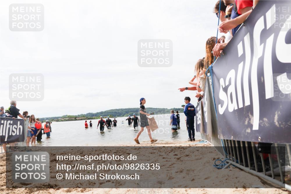 21.06.2026 - Viking Triathlon Michael Strokosch http://msf.ph/oto/9826335 21.06.2026 10:39:09 Schwimmen 152, 559 meine-sportfotos.de