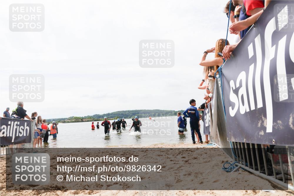21.06.2026 - Viking Triathlon Michael Strokosch http://msf.ph/oto/9826342 21.06.2026 10:39:12 Schwimmen 152, 328, 340, 559 meine-sportfotos.de