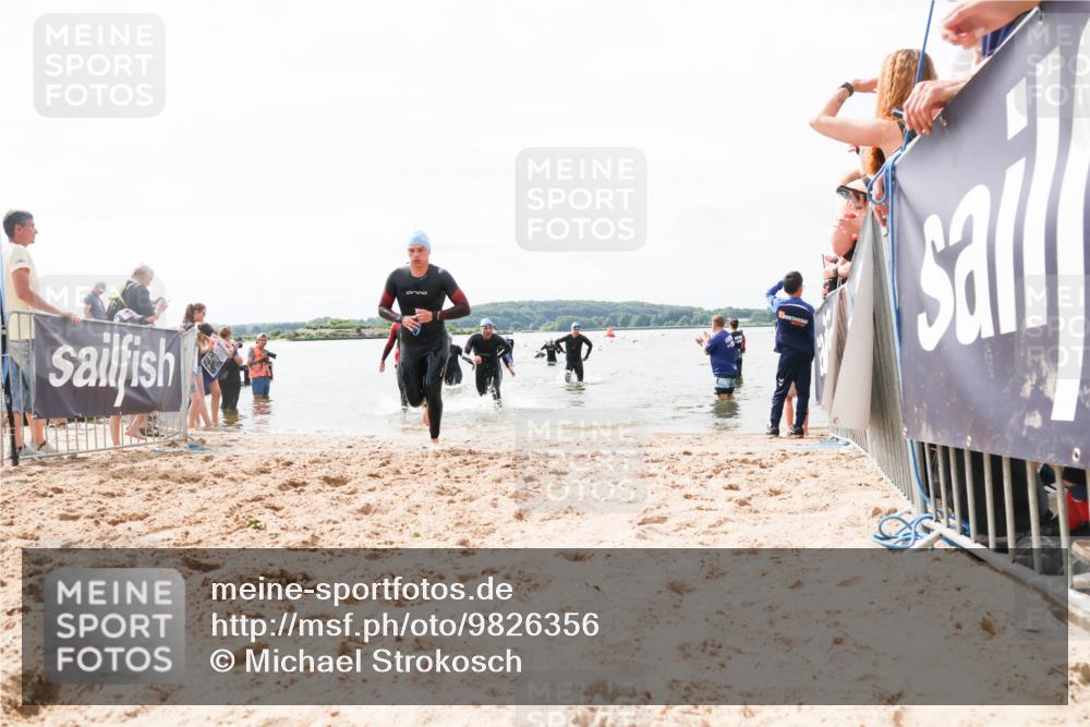 21.06.2026 - Viking Triathlon Michael Strokosch http://msf.ph/oto/9826356 21.06.2026 10:39:16 Schwimmen 152, 214, 232, 328, 340, 457 meine-sportfotos.de
