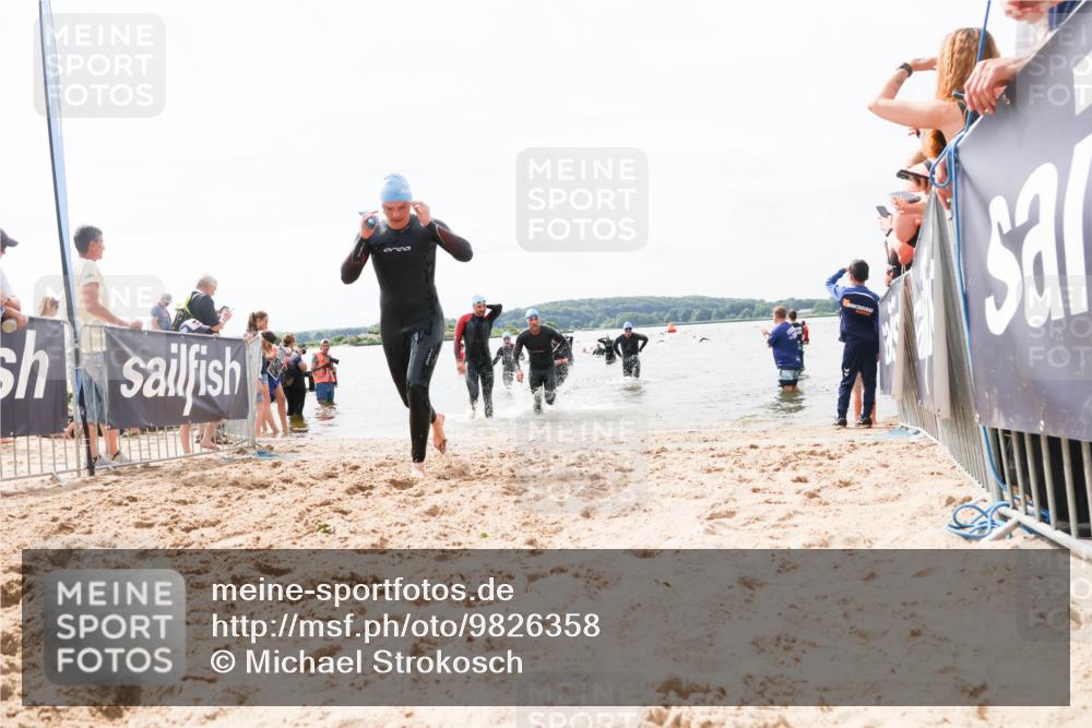 21.06.2026 - Viking Triathlon Michael Strokosch http://msf.ph/oto/9826358 21.06.2026 10:39:17 Schwimmen 152, 214, 232, 328, 340, 457 meine-sportfotos.de