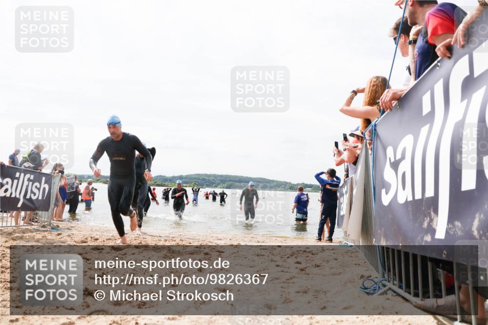 21.06.2026 - Viking Triathlon Michael Strokosch http://msf.ph/oto/9826367 21.06.2026 10:39:20 Schwimmen 152, 214, 232, 328, 340, 457 meine-sportfotos.de