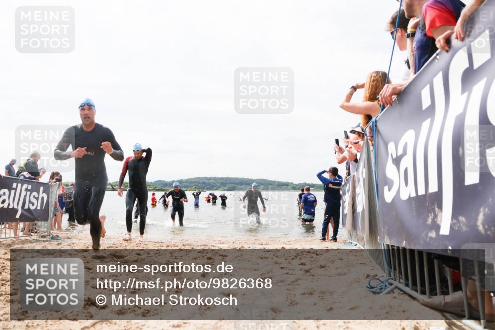 21.06.2026 - Viking Triathlon Michael Strokosch http://msf.ph/oto/9826368 21.06.2026 10:39:20 Schwimmen 152, 214, 232, 328, 340, 457 meine-sportfotos.de