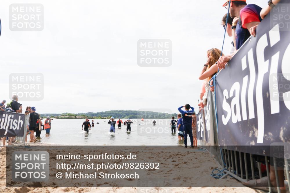 21.06.2026 - Viking Triathlon Michael Strokosch http://msf.ph/oto/9826392 21.06.2026 10:39:28 Schwimmen 214, 229, 232, 457, 508 meine-sportfotos.de