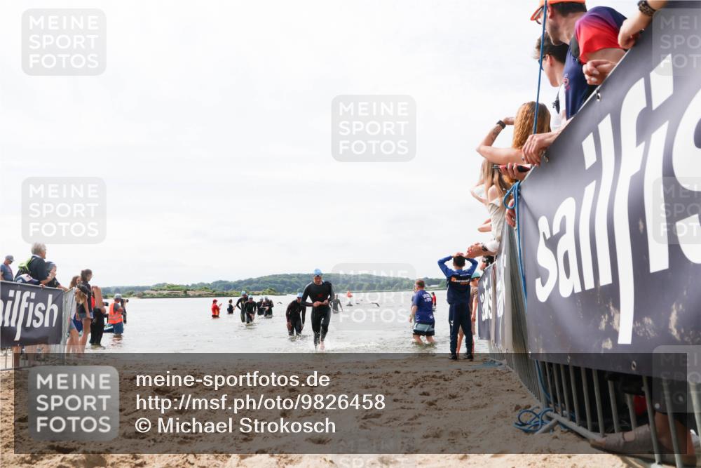 21.06.2026 - Viking Triathlon Michael Strokosch http://msf.ph/oto/9826458 21.06.2026 10:39:50 Schwimmen 233, 349, 442, 634 meine-sportfotos.de