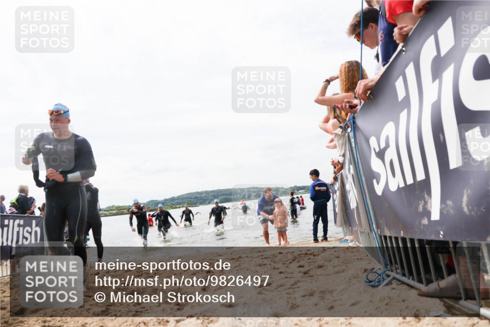 21.06.2026 - Viking Triathlon Michael Strokosch http://msf.ph/oto/9826497 21.06.2026 10:40:03 Schwimmen 125, 167, 233, 256, 333, 411, 493, 647 meine-sportfotos.de