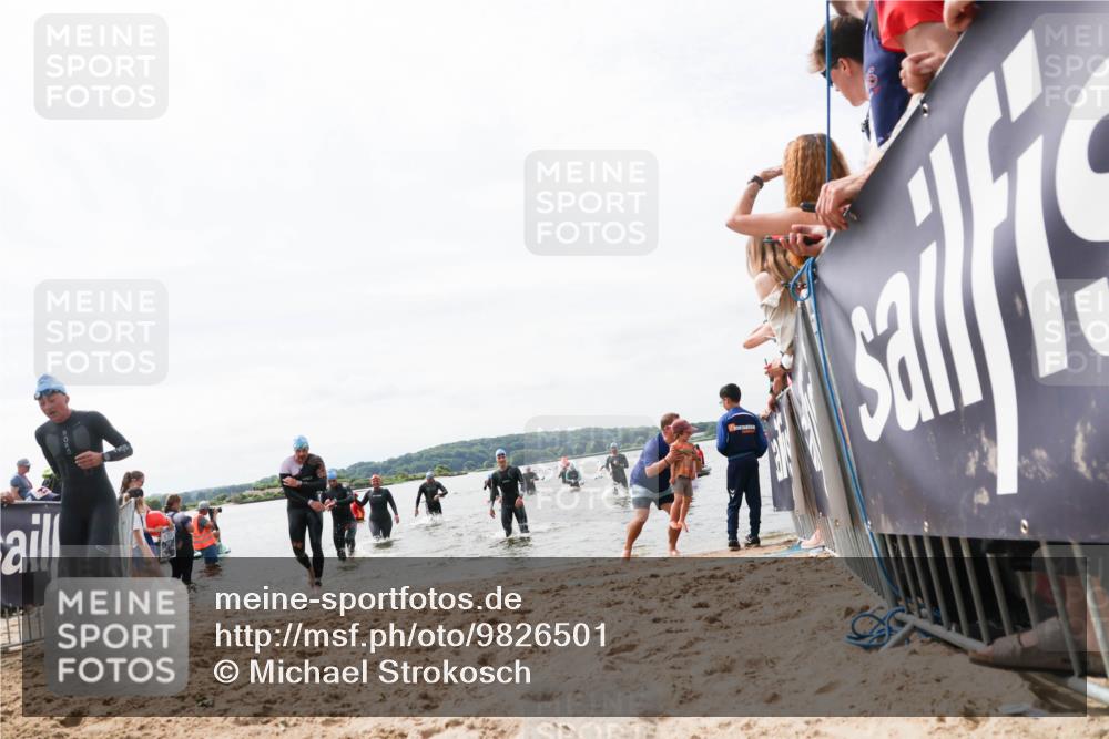 21.06.2026 - Viking Triathlon Michael Strokosch http://msf.ph/oto/9826501 21.06.2026 10:40:05 Schwimmen 125, 167, 211, 256, 333, 411, 484, 493, 647 meine-sportfotos.de