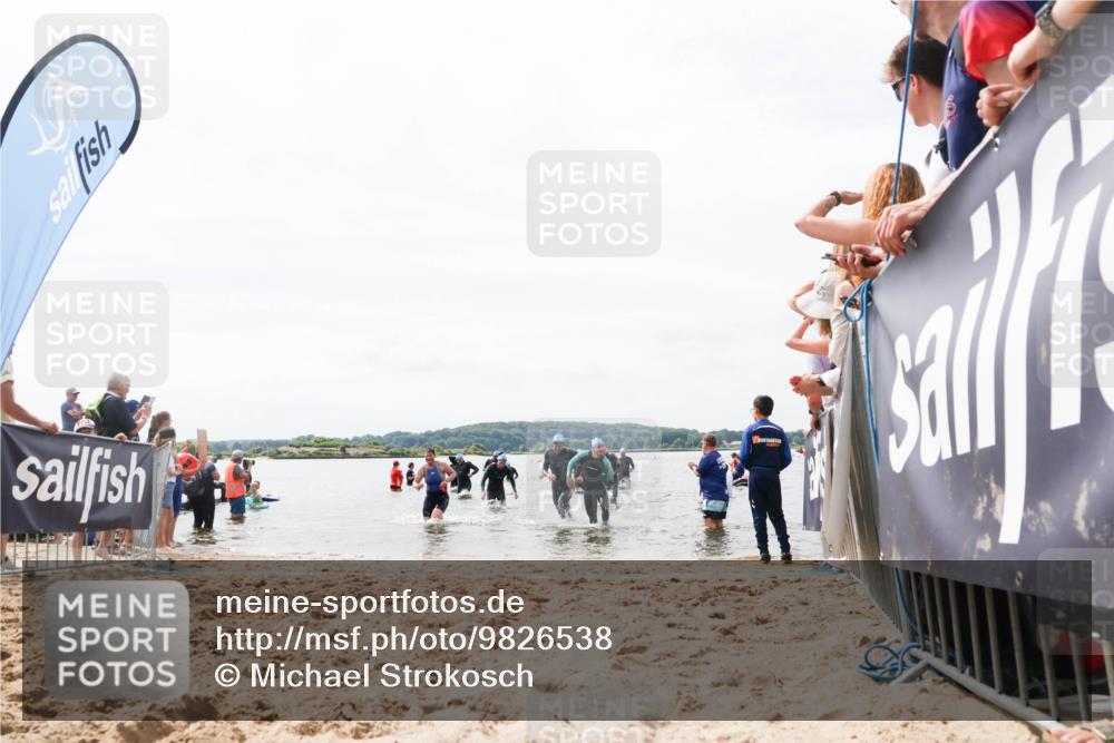 21.06.2026 - Viking Triathlon Michael Strokosch http://msf.ph/oto/9826538 21.06.2026 10:40:17 Schwimmen 58, 211, 398, 425, 460, 484, 647, 649 meine-sportfotos.de