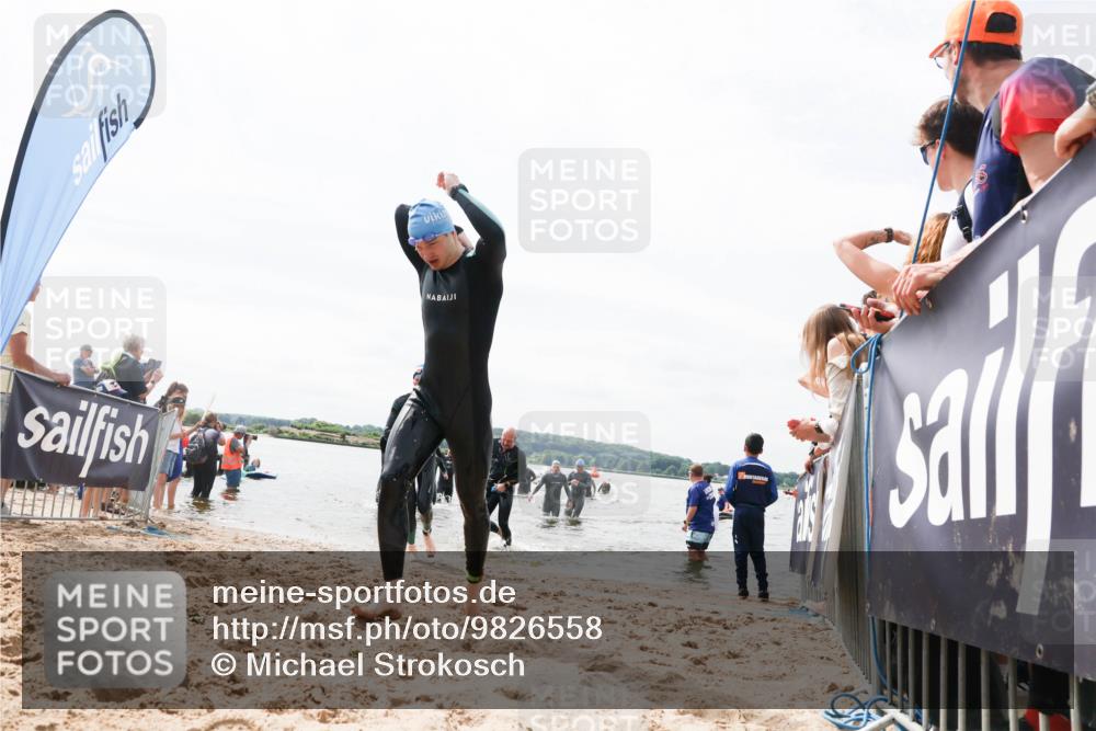 21.06.2026 - Viking Triathlon Michael Strokosch http://msf.ph/oto/9826558 21.06.2026 10:40:24 Schwimmen 34, 58, 150, 301, 398, 425, 460, 496, 649 meine-sportfotos.de