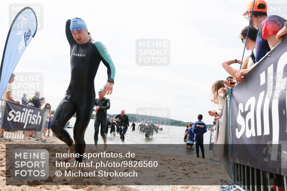21.06.2026 - Viking Triathlon Michael Strokosch http://msf.ph/oto/9826560 21.06.2026 10:40:24 Schwimmen 34, 58, 150, 301, 398, 425, 460, 496, 649 meine-sportfotos.de