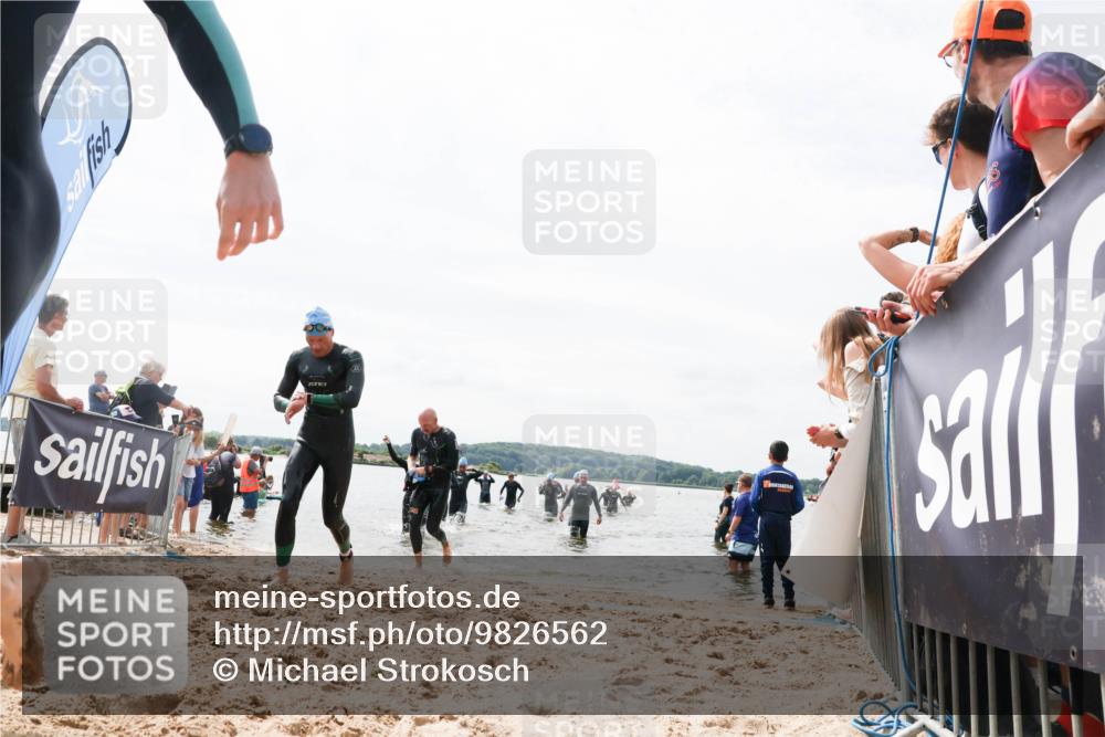 21.06.2026 - Viking Triathlon Michael Strokosch http://msf.ph/oto/9826562 21.06.2026 10:40:25 Schwimmen 34, 58, 150, 195, 301, 398, 425, 460, 496, 649 meine-sportfotos.de