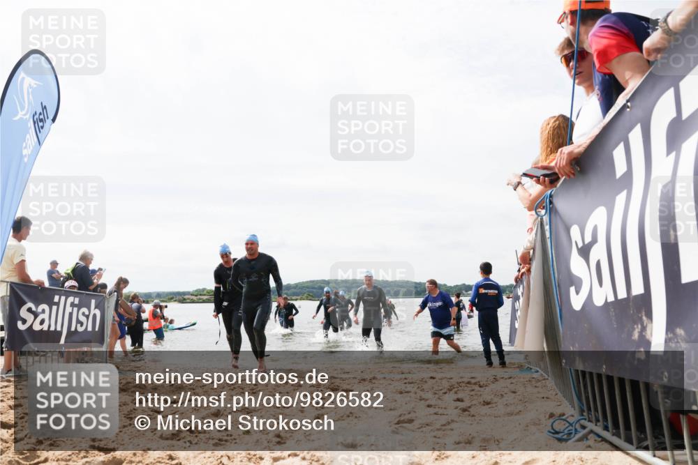 21.06.2026 - Viking Triathlon Michael Strokosch http://msf.ph/oto/9826582 21.06.2026 10:40:32 Schwimmen 34, 150, 195, 227, 301, 312, 398, 456, 496 meine-sportfotos.de