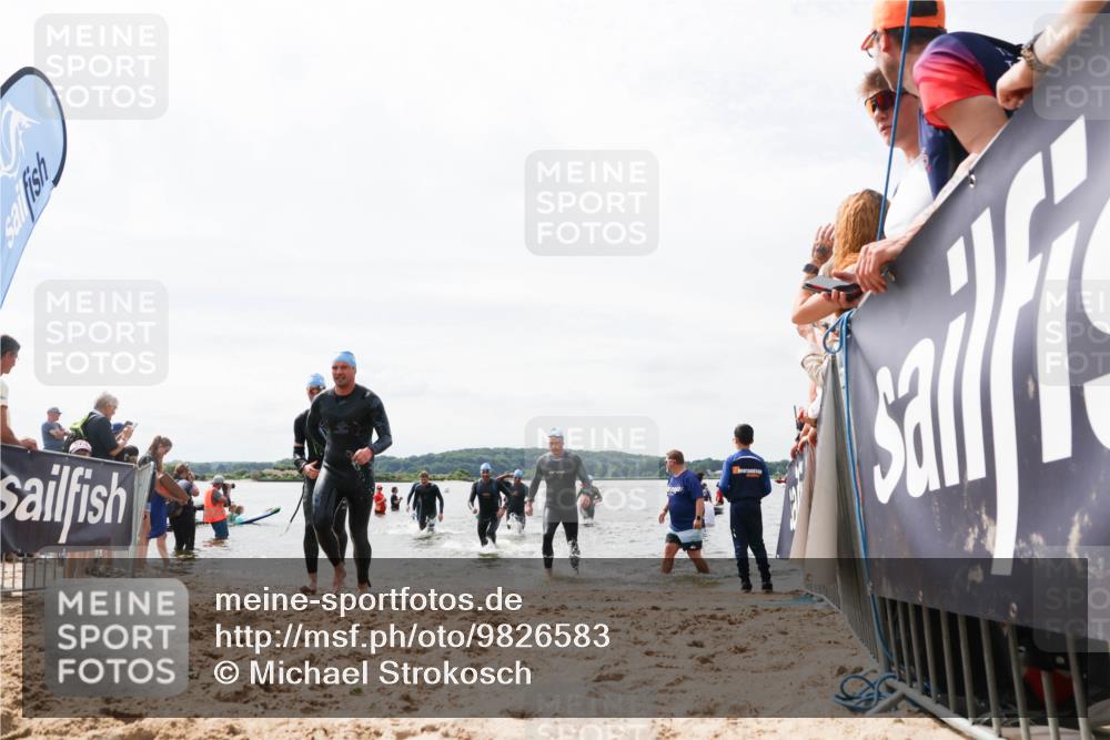 21.06.2026 - Viking Triathlon Michael Strokosch http://msf.ph/oto/9826583 21.06.2026 10:40:32 Schwimmen 34, 150, 195, 227, 301, 312, 398, 456, 496 meine-sportfotos.de