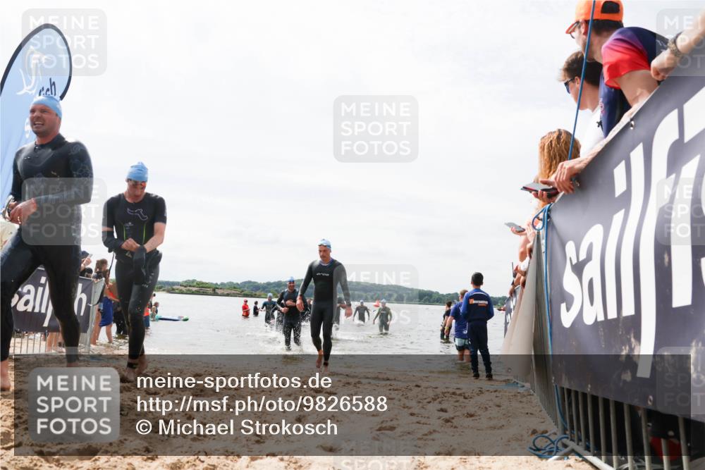 21.06.2026 - Viking Triathlon Michael Strokosch http://msf.ph/oto/9826588 21.06.2026 10:40:34 Schwimmen 34, 150, 195, 227, 301, 312, 456, 461, 496 meine-sportfotos.de