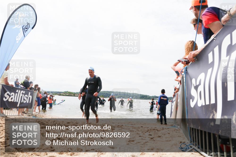 21.06.2026 - Viking Triathlon Michael Strokosch http://msf.ph/oto/9826592 21.06.2026 10:40:35 Schwimmen 34, 150, 195, 227, 301, 312, 355, 456, 461, 616 meine-sportfotos.de