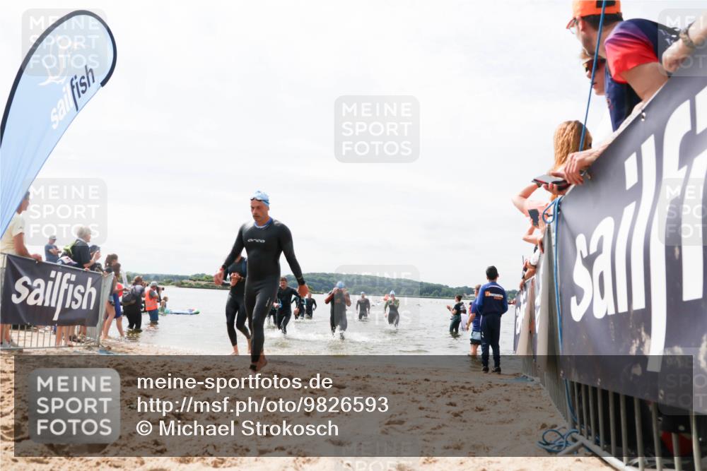 21.06.2026 - Viking Triathlon Michael Strokosch http://msf.ph/oto/9826593 21.06.2026 10:40:35 Schwimmen 34, 150, 195, 227, 301, 312, 355, 456, 461, 616 meine-sportfotos.de
