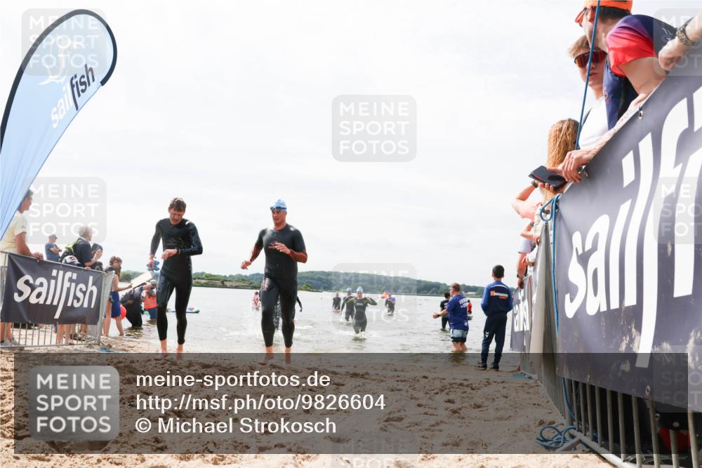 21.06.2026 - Viking Triathlon Michael Strokosch http://msf.ph/oto/9826604 21.06.2026 10:40:39 Schwimmen 195, 227, 312, 330, 355, 387, 456, 461, 616 meine-sportfotos.de