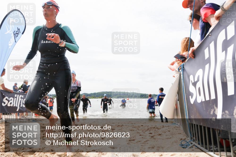 21.06.2026 - Viking Triathlon Michael Strokosch http://msf.ph/oto/9826623 21.06.2026 10:40:45 Schwimmen 227, 330, 355, 387, 456, 461, 616, 667 meine-sportfotos.de