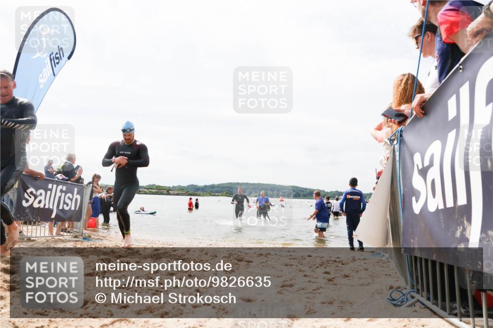 21.06.2026 - Viking Triathlon Michael Strokosch http://msf.ph/oto/9826635 21.06.2026 10:40:49 Schwimmen 330, 355, 387, 616, 636, 667 meine-sportfotos.de