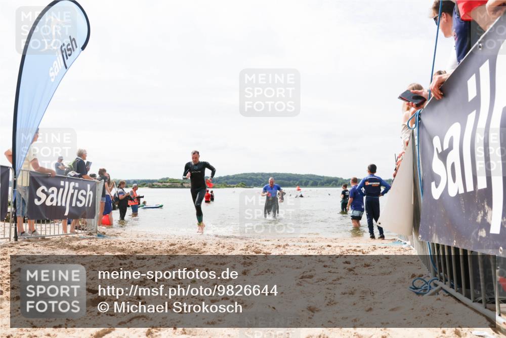 21.06.2026 - Viking Triathlon Michael Strokosch http://msf.ph/oto/9826644 21.06.2026 10:40:52 Schwimmen 330, 387, 636, 667 meine-sportfotos.de