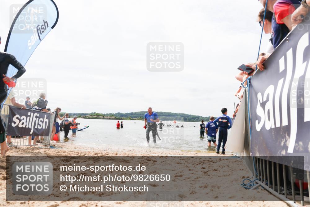 21.06.2026 - Viking Triathlon Michael Strokosch http://msf.ph/oto/9826650 21.06.2026 10:40:54 Schwimmen 330, 387, 636, 667 meine-sportfotos.de