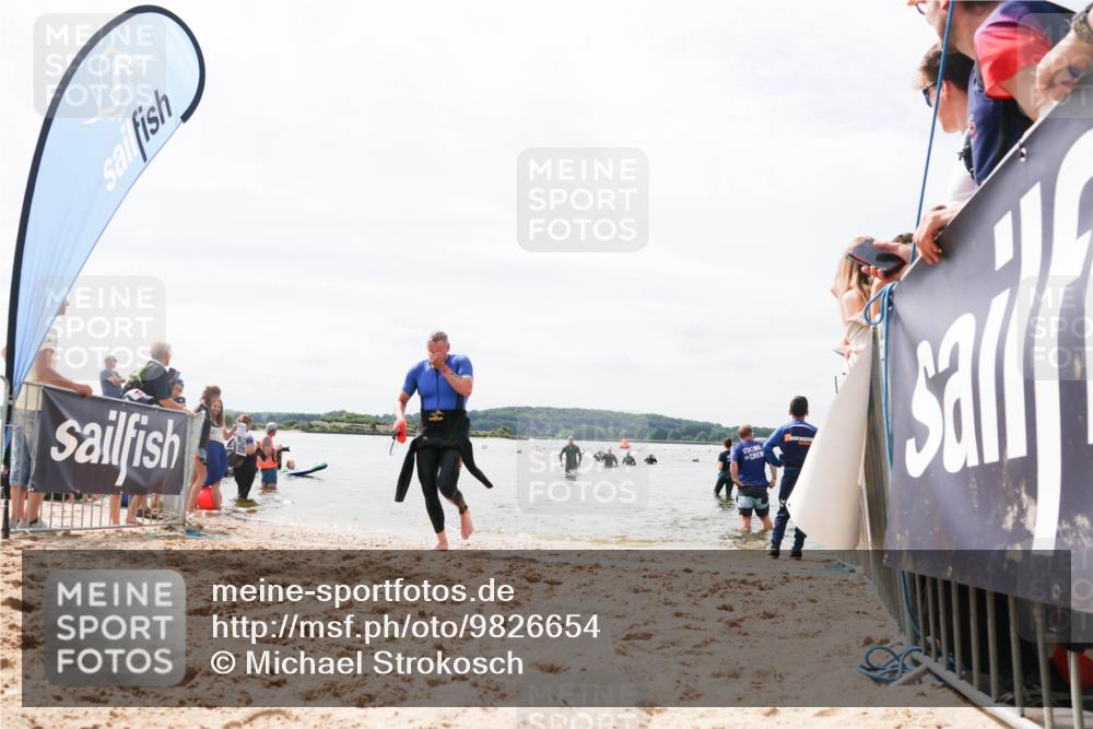 21.06.2026 - Viking Triathlon Michael Strokosch http://msf.ph/oto/9826654 21.06.2026 10:40:56 Schwimmen 636, 667 meine-sportfotos.de