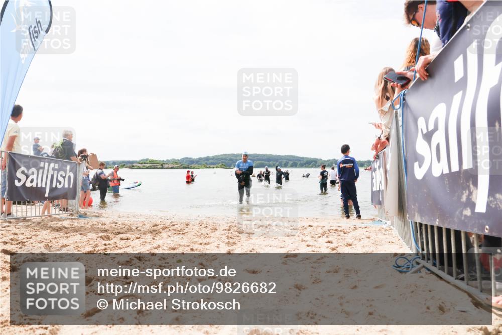 21.06.2026 - Viking Triathlon Michael Strokosch http://msf.ph/oto/9826682 21.06.2026 10:41:07 Schwimmen 132 meine-sportfotos.de