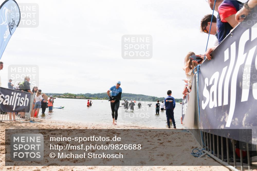21.06.2026 - Viking Triathlon Michael Strokosch http://msf.ph/oto/9826688 21.06.2026 10:41:09 Schwimmen 132 meine-sportfotos.de