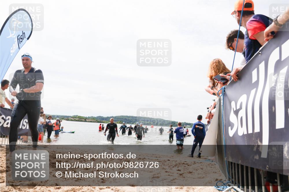 21.06.2026 - Viking Triathlon Michael Strokosch http://msf.ph/oto/9826726 21.06.2026 10:41:22 Schwimmen 95, 96, 179, 356, 429, 578 meine-sportfotos.de