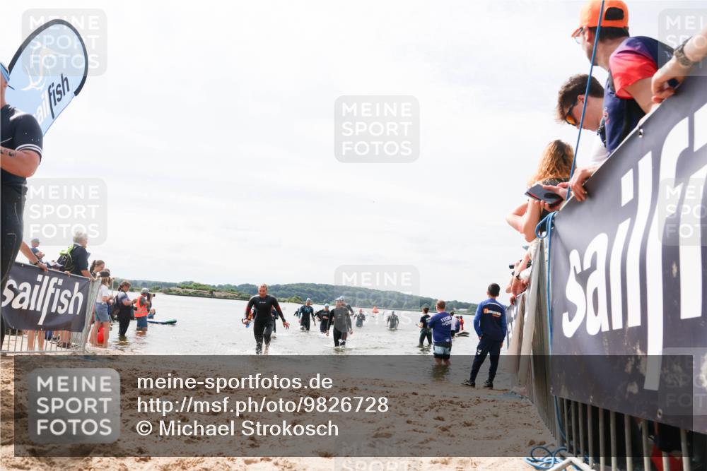 21.06.2026 - Viking Triathlon Michael Strokosch http://msf.ph/oto/9826728 21.06.2026 10:41:22 Schwimmen 95, 96, 179, 356, 429, 578 meine-sportfotos.de