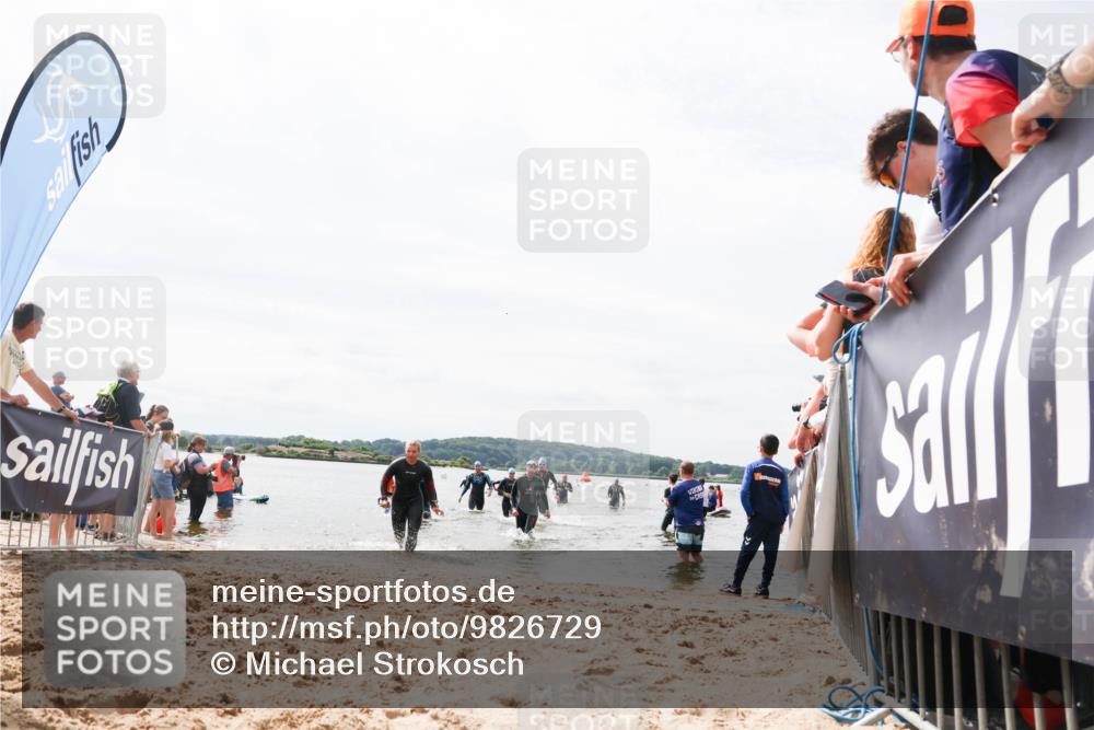 21.06.2026 - Viking Triathlon Michael Strokosch http://msf.ph/oto/9826729 21.06.2026 10:41:23 Schwimmen 95, 96, 179, 356, 429, 578 meine-sportfotos.de
