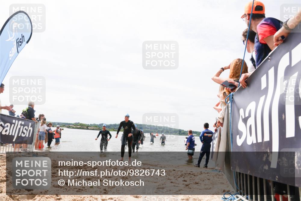 21.06.2026 - Viking Triathlon Michael Strokosch http://msf.ph/oto/9826743 21.06.2026 10:41:27 Schwimmen 96, 165, 179, 262, 327, 429, 578 meine-sportfotos.de