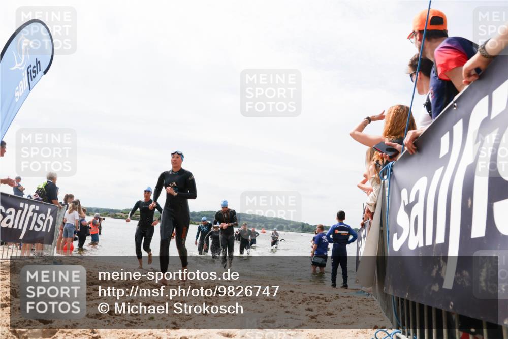 21.06.2026 - Viking Triathlon Michael Strokosch http://msf.ph/oto/9826747 21.06.2026 10:41:29 Schwimmen 96, 165, 179, 262, 327, 429, 578 meine-sportfotos.de