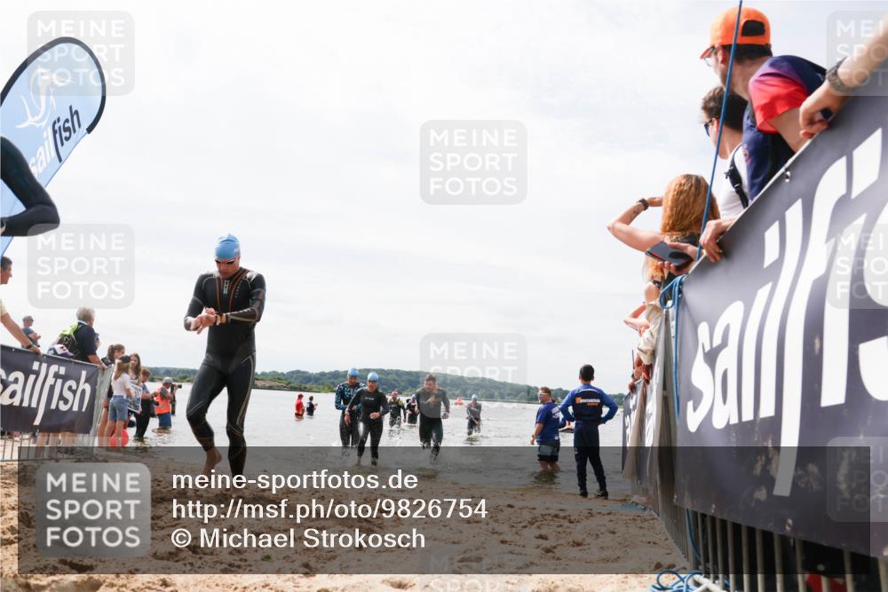 21.06.2026 - Viking Triathlon Michael Strokosch http://msf.ph/oto/9826754 21.06.2026 10:41:31 Schwimmen 96, 165, 262, 327, 429, 578 meine-sportfotos.de