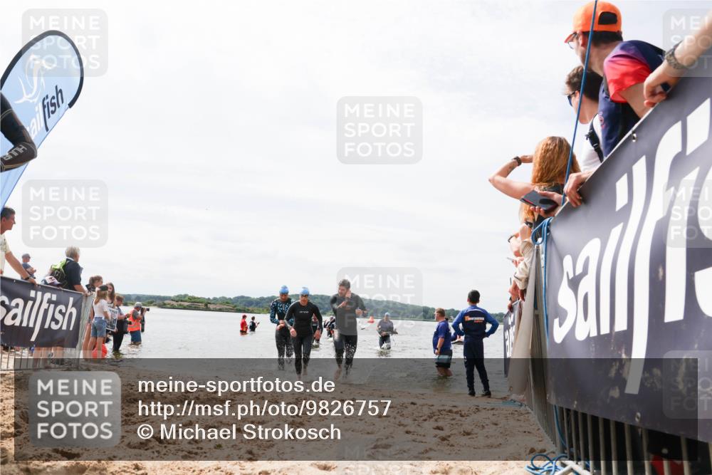 21.06.2026 - Viking Triathlon Michael Strokosch http://msf.ph/oto/9826757 21.06.2026 10:41:32 Schwimmen 96, 165, 262, 327, 429, 578 meine-sportfotos.de
