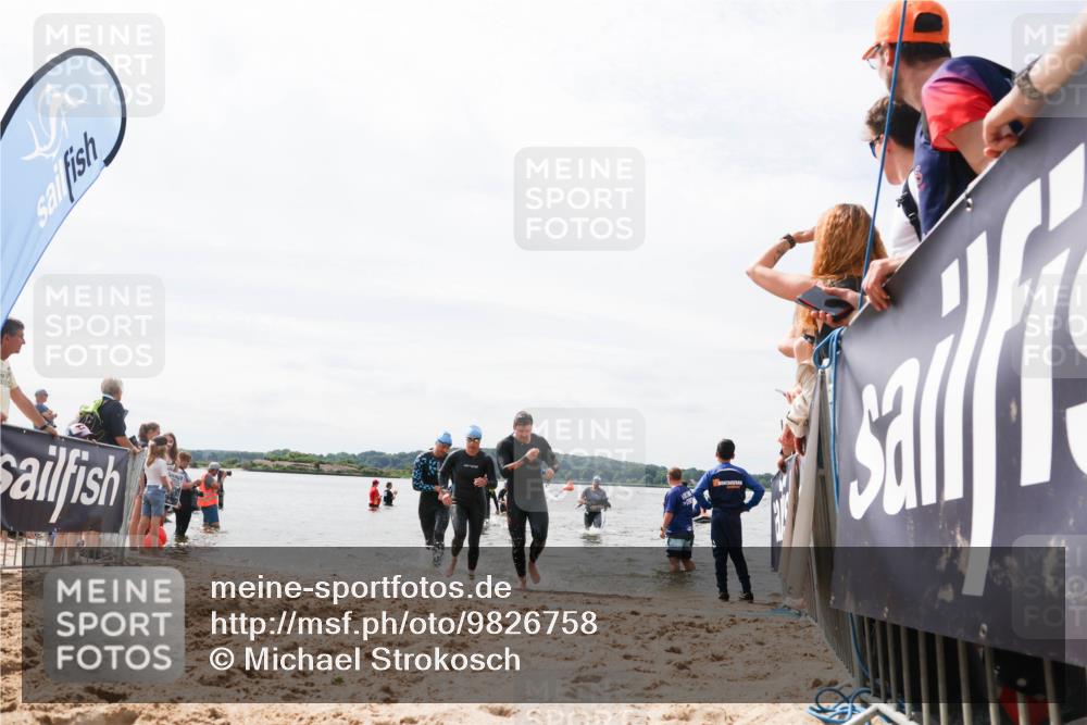21.06.2026 - Viking Triathlon Michael Strokosch http://msf.ph/oto/9826758 21.06.2026 10:41:32 Schwimmen 96, 165, 262, 327, 429, 578 meine-sportfotos.de
