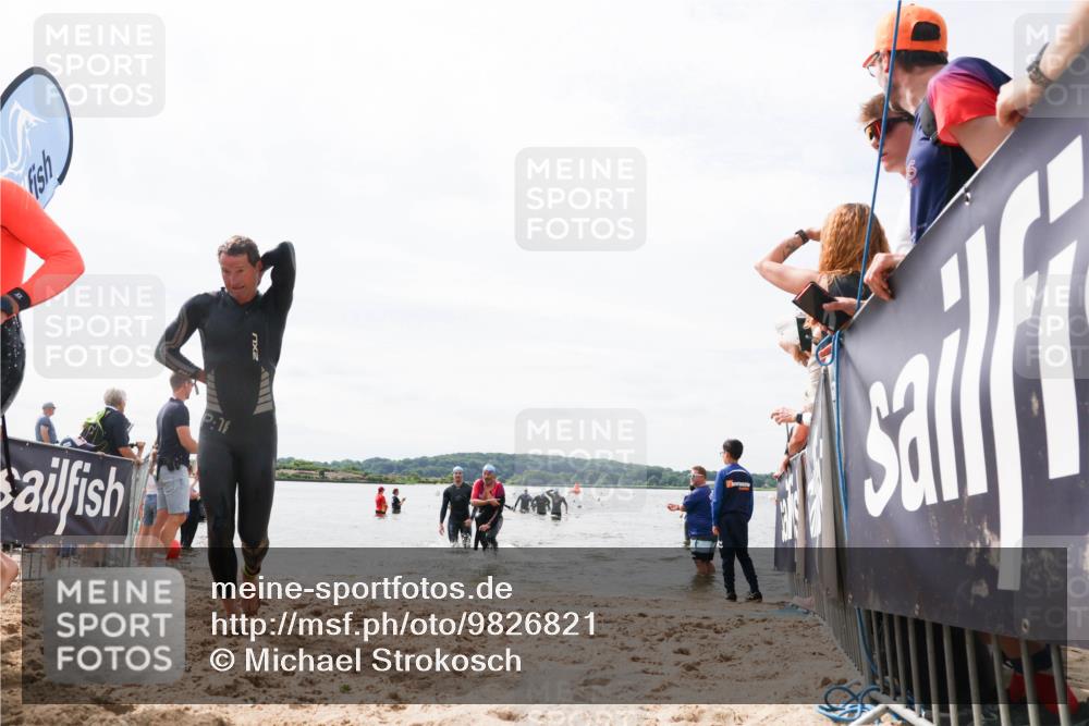 21.06.2026 - Viking Triathlon Michael Strokosch http://msf.ph/oto/9826821 21.06.2026 10:41:53 Schwimmen 63, 83, 162, 339, 452, 552 meine-sportfotos.de