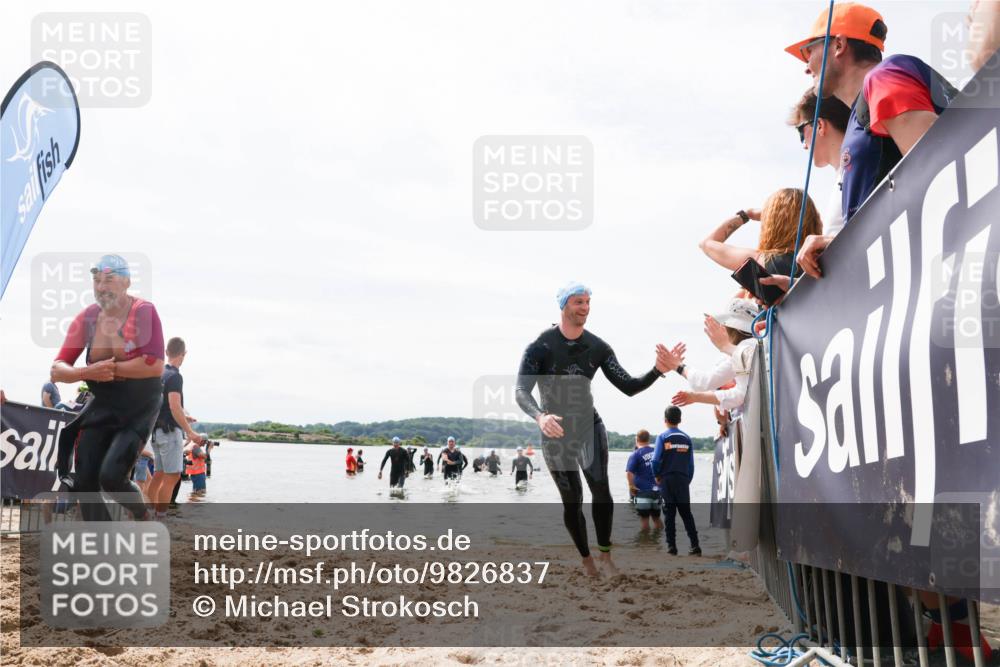21.06.2026 - Viking Triathlon Michael Strokosch http://msf.ph/oto/9826837 21.06.2026 10:41:59 Schwimmen 44, 63, 134, 438, 552 meine-sportfotos.de