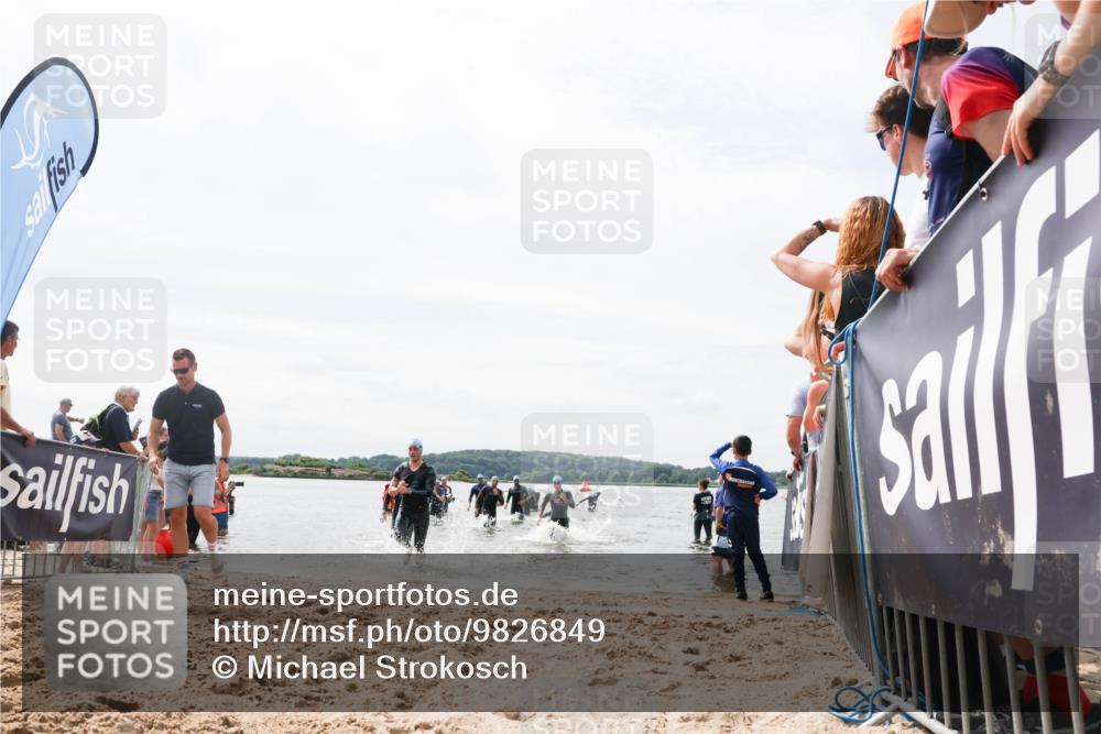 21.06.2026 - Viking Triathlon Michael Strokosch http://msf.ph/oto/9826849 21.06.2026 10:42:03 Schwimmen 44, 63, 86, 94, 134, 438, 552 meine-sportfotos.de