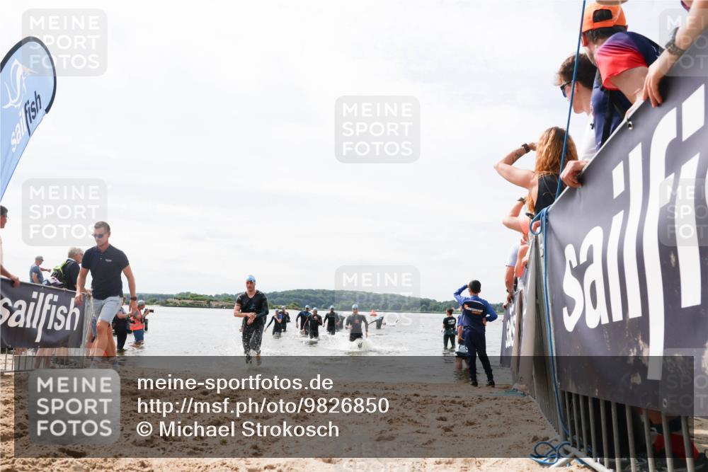 21.06.2026 - Viking Triathlon Michael Strokosch http://msf.ph/oto/9826850 21.06.2026 10:42:03 Schwimmen 44, 63, 86, 94, 134, 438, 552 meine-sportfotos.de