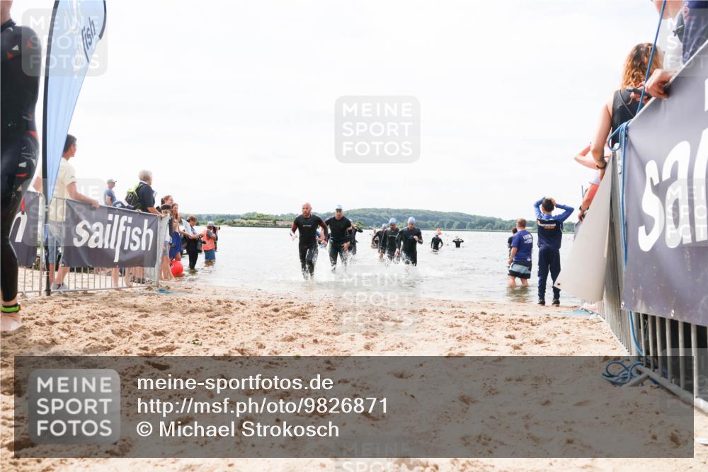 21.06.2026 - Viking Triathlon Michael Strokosch http://msf.ph/oto/9826871 21.06.2026 10:42:10 Schwimmen 44, 86, 94, 134, 188, 193, 266, 399, 438, 492 meine-sportfotos.de