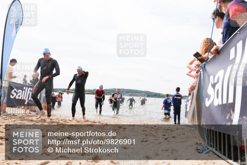 21.06.2026 - Viking Triathlon Michael Strokosch http://msf.ph/oto/9826901 21.06.2026 10:42:20 Schwimmen 188, 266, 279, 296, 399, 492, 516 meine-sportfotos.de