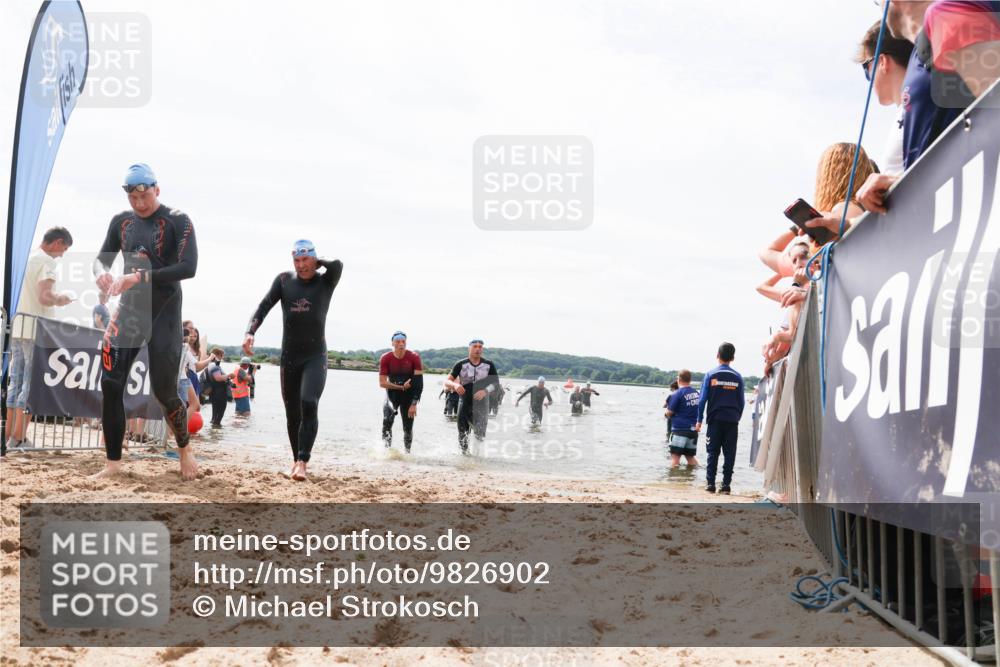 21.06.2026 - Viking Triathlon Michael Strokosch http://msf.ph/oto/9826902 21.06.2026 10:42:20 Schwimmen 188, 266, 279, 296, 399, 492, 516 meine-sportfotos.de