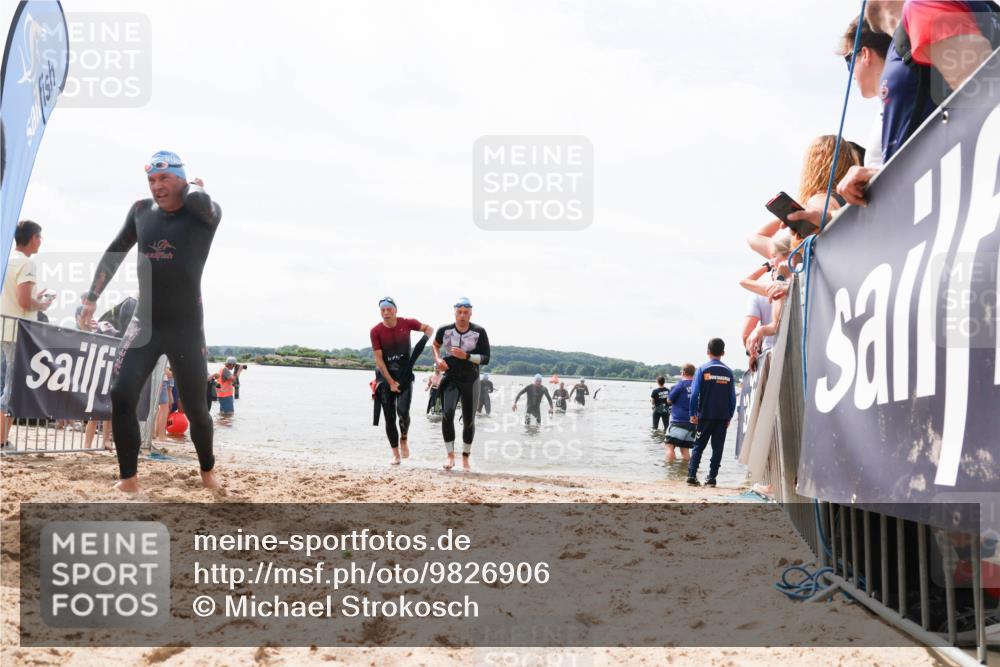 21.06.2026 - Viking Triathlon Michael Strokosch http://msf.ph/oto/9826906 21.06.2026 10:42:22 Schwimmen 72, 266, 279, 296, 492, 516 meine-sportfotos.de