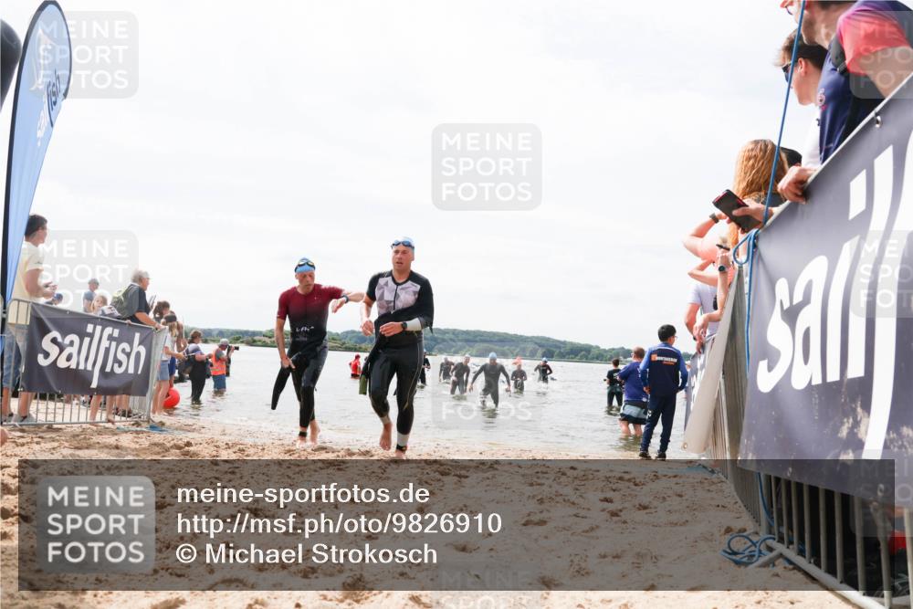 21.06.2026 - Viking Triathlon Michael Strokosch http://msf.ph/oto/9826910 21.06.2026 10:42:23 Schwimmen 45, 72, 266, 279, 296, 492, 516 meine-sportfotos.de