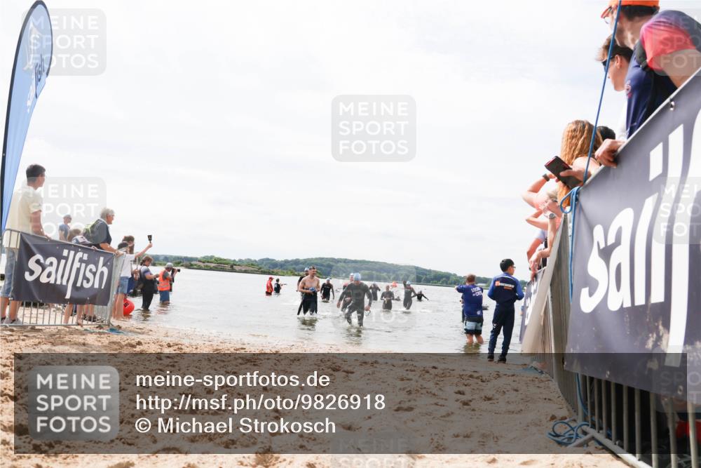 21.06.2026 - Viking Triathlon Michael Strokosch http://msf.ph/oto/9826918 21.06.2026 10:42:26 Schwimmen 45, 72, 279, 296, 348, 393, 516 meine-sportfotos.de