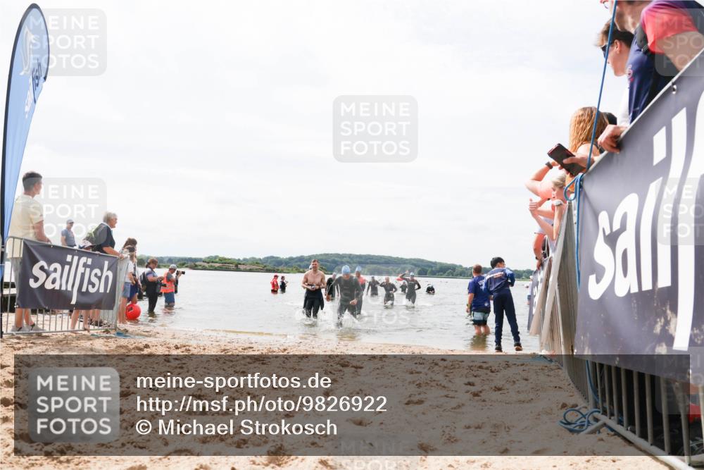 21.06.2026 - Viking Triathlon Michael Strokosch http://msf.ph/oto/9826922 21.06.2026 10:42:27 Schwimmen 45, 72, 279, 296, 348, 393, 516 meine-sportfotos.de