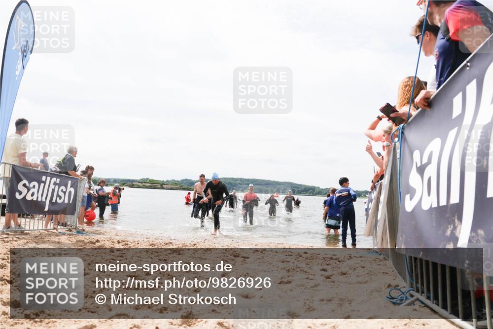21.06.2026 - Viking Triathlon Michael Strokosch http://msf.ph/oto/9826926 21.06.2026 10:42:28 Schwimmen 45, 72, 279, 296, 348, 393, 516 meine-sportfotos.de