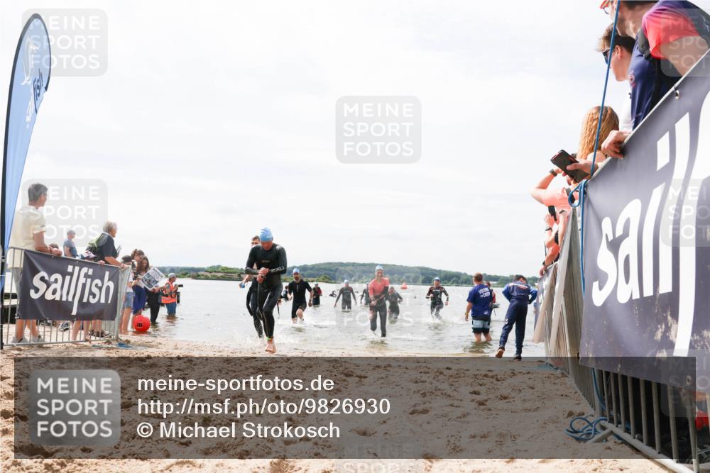 21.06.2026 - Viking Triathlon Michael Strokosch http://msf.ph/oto/9826930 21.06.2026 10:42:30 Schwimmen 45, 72, 296, 348, 393 meine-sportfotos.de